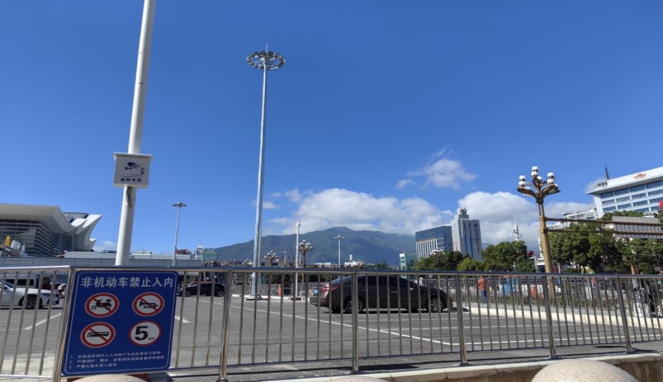 云南省永仁县政府精准对接山东丝绸产业